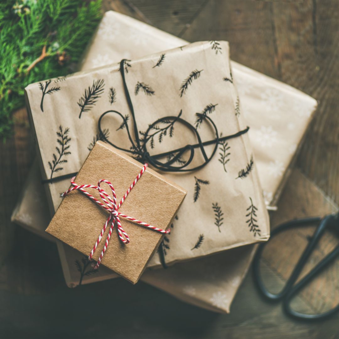 Why Fragrances Are the Best Holiday Gift: The Perfect Present for Every Personality - South Beach Perfumes
